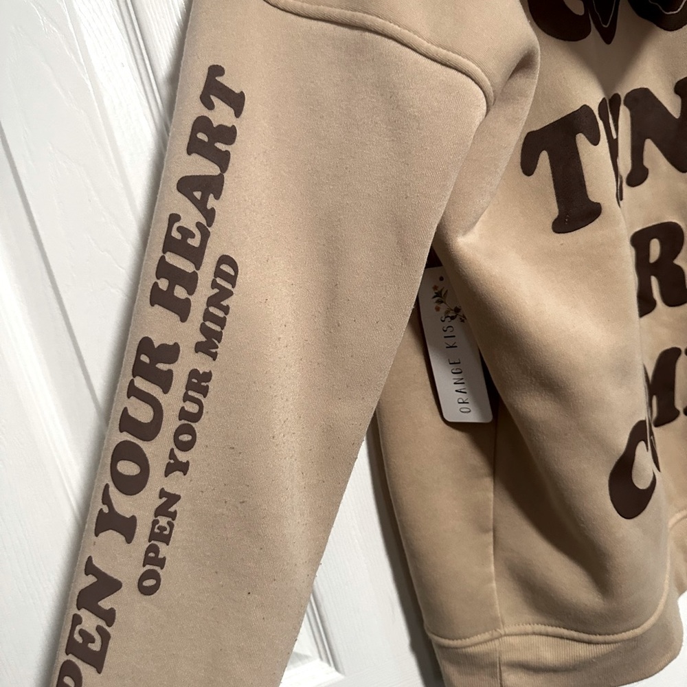 Graphic beige hoodie